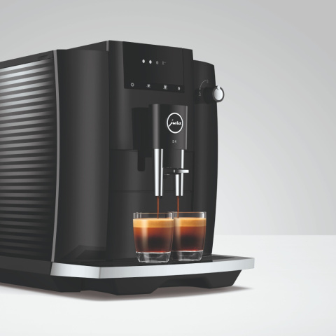 Ekspres do kawy Jura E4 Piano Black (EA)