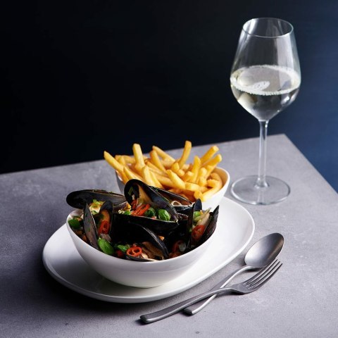 Półmisek owalny Alchemy Moonstone o wym. 167x225 mm